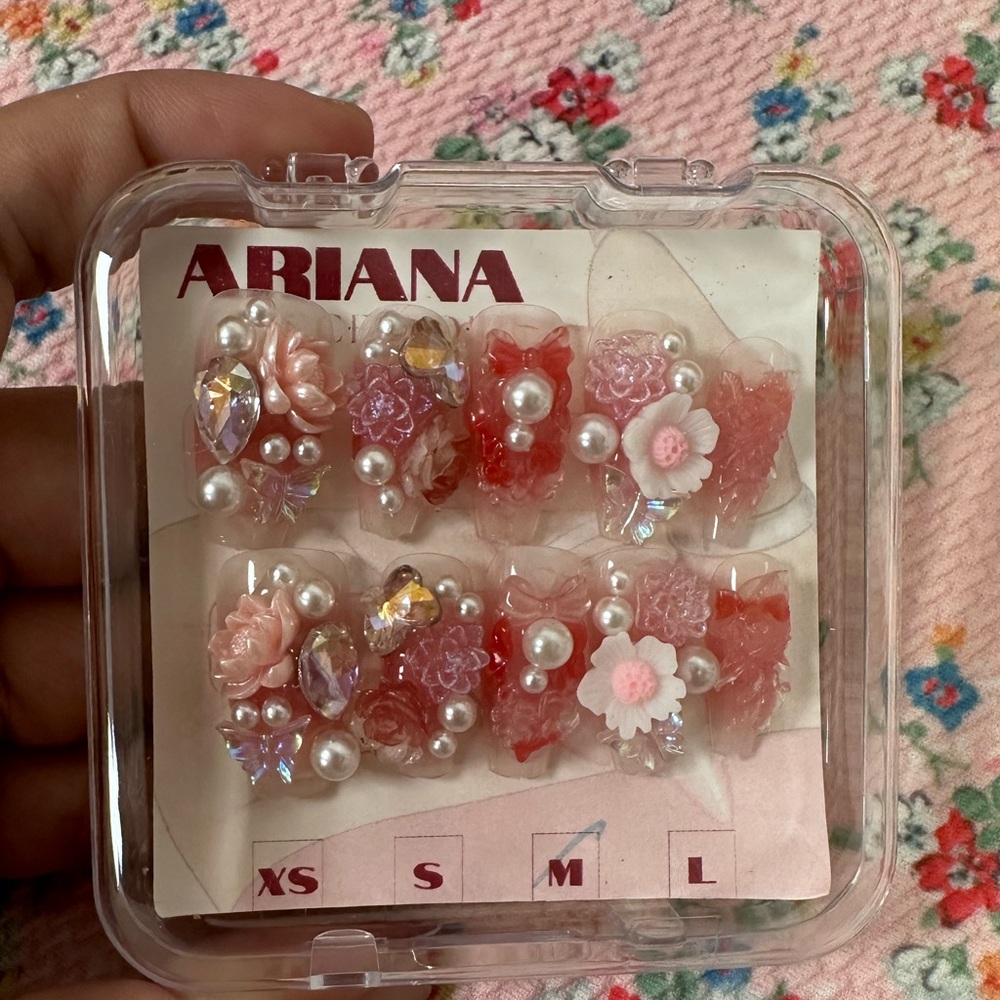 Pink Floral Press on Nails - Picture 3 of 6